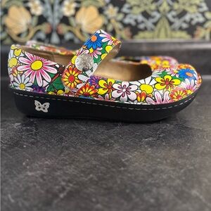 Alegria Pal-529 Paloma Flower Power women’s Mary Jane’s sz 42 US 11.5/12